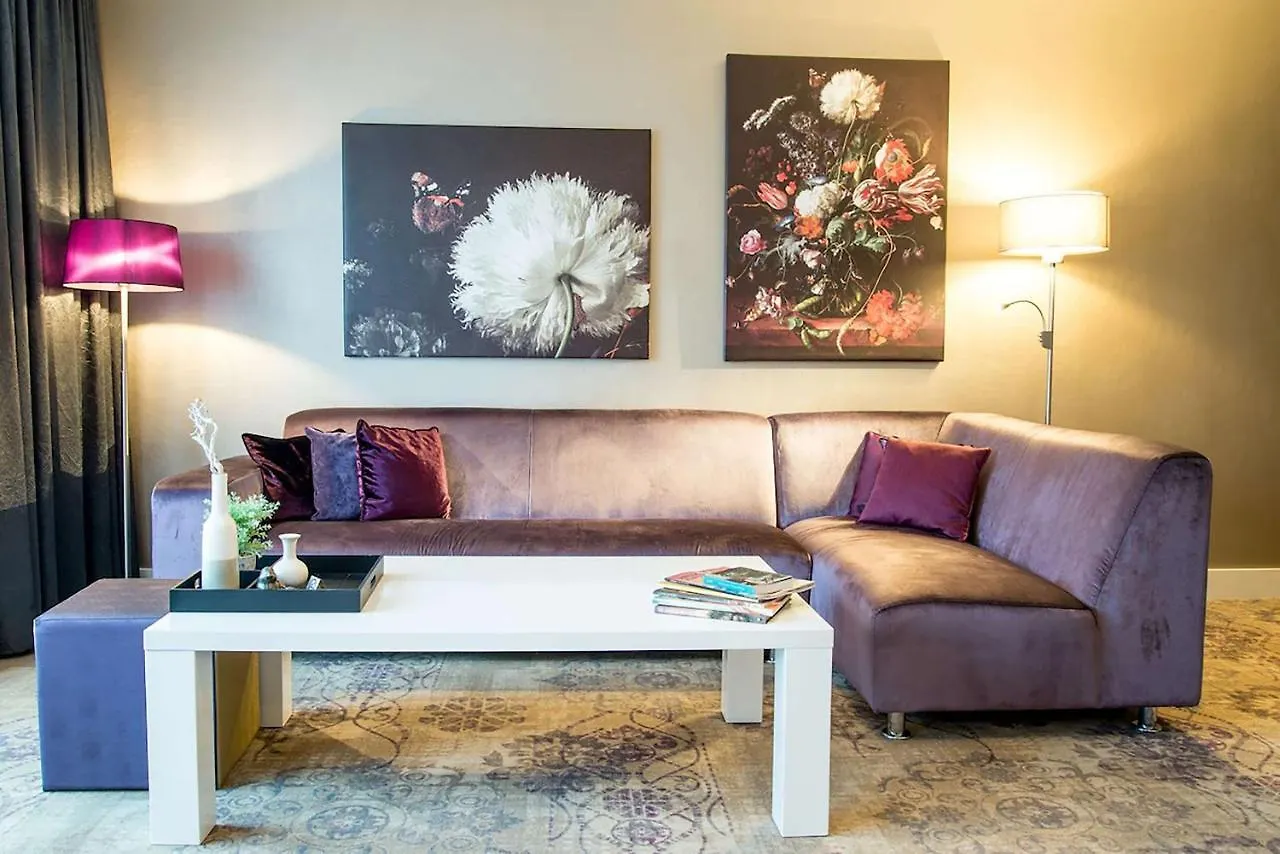 Luxury Suites Amsterdam - Member of Warwick Hotels 5*,  Nederland
